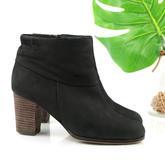 Cole Haan Womens Cassidy Boot Size 7.5 Black Nubuck Leather Block Heel Bootie - Picture 1 of 12